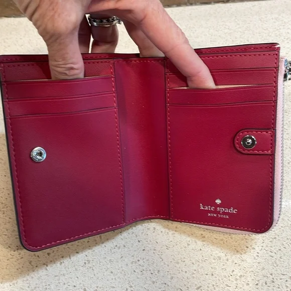 Kate Spade Madison NWT Light Pink Leather Wallet MSRP $189 - Picture 6 of 9